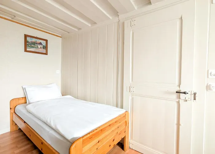 Cozy Vue Montagne, Jardin 3 Min De Villars Lägenhet Huemoz